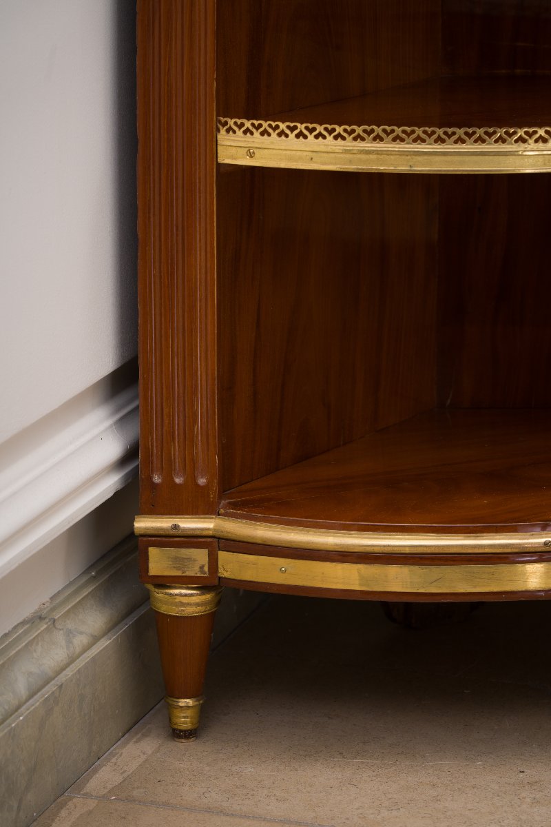 Paire d’encoignures estampillées G.Dester provenant du château de Dampierre-photo-1