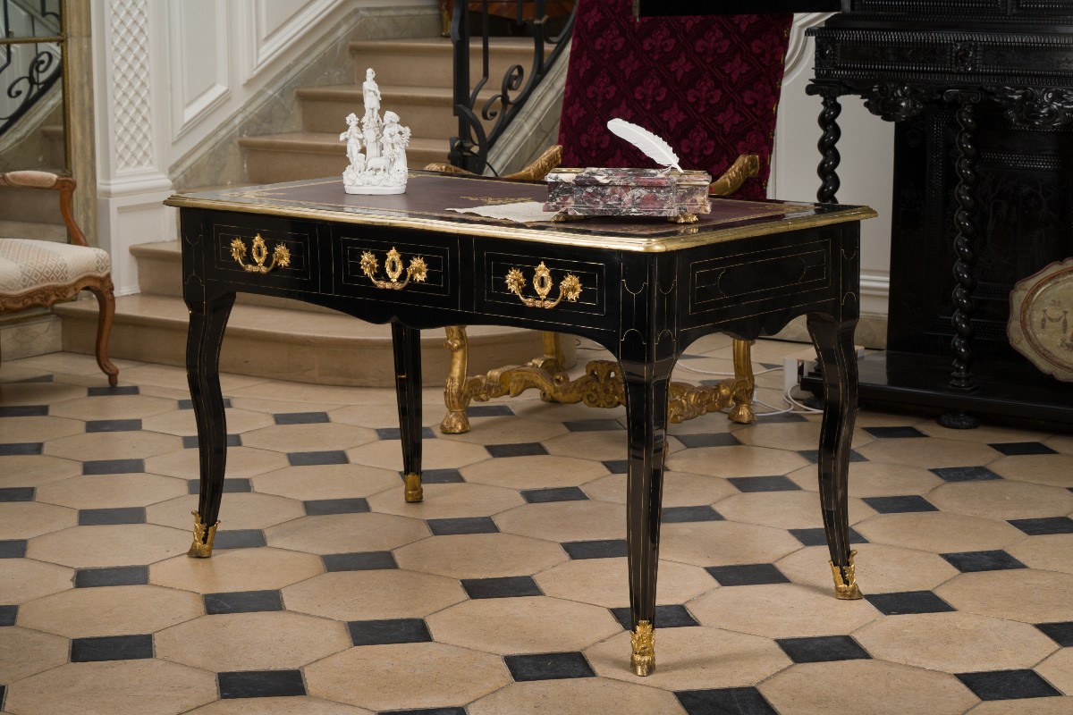 Bureau plat d’époque Régence