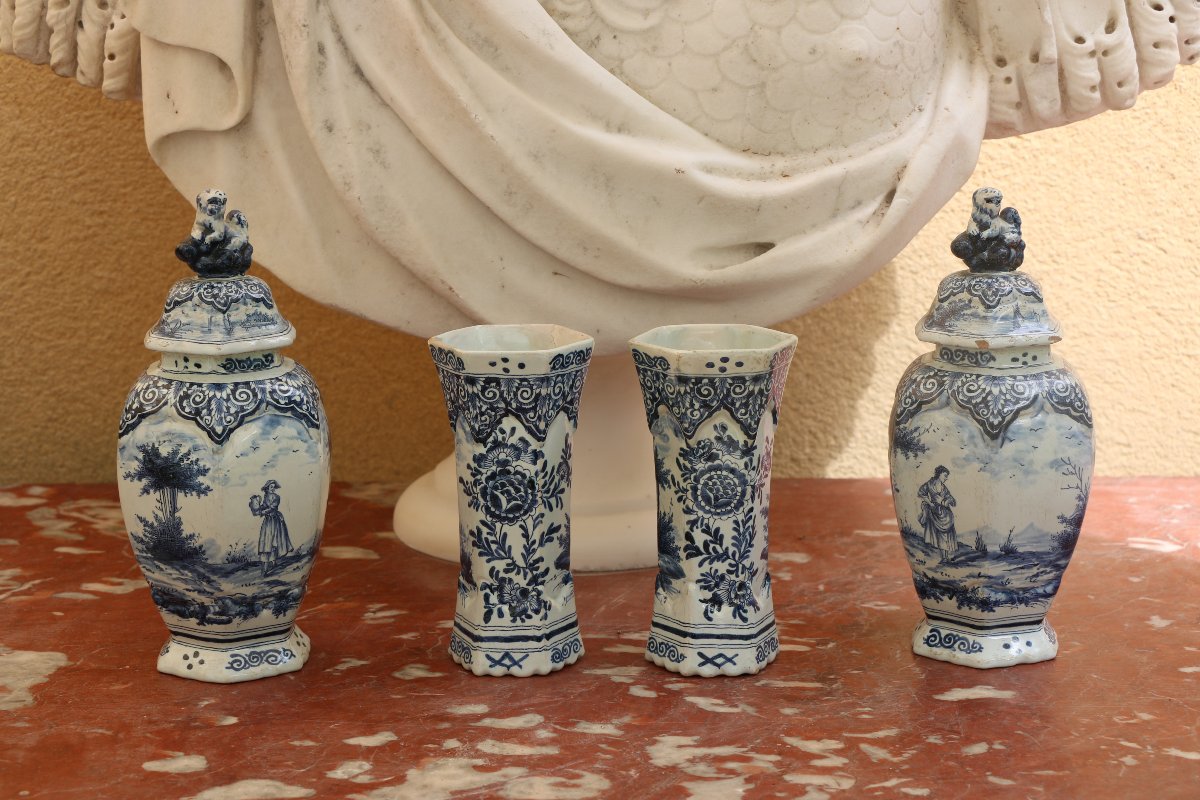 Suite de quatre vases en faïence de Delft-photo-2