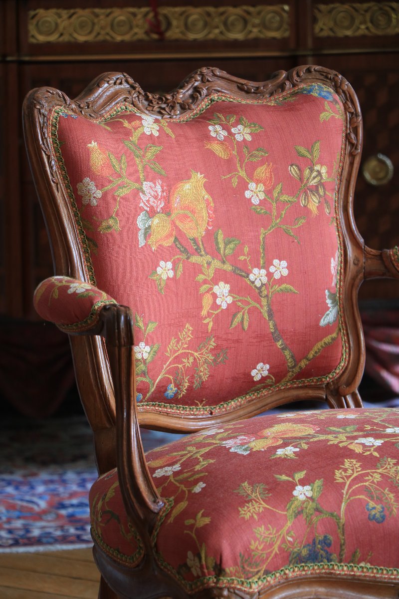 Fauteuil à coiffer d'époque Louis XV, estampillé Pierre Bara.-photo-2