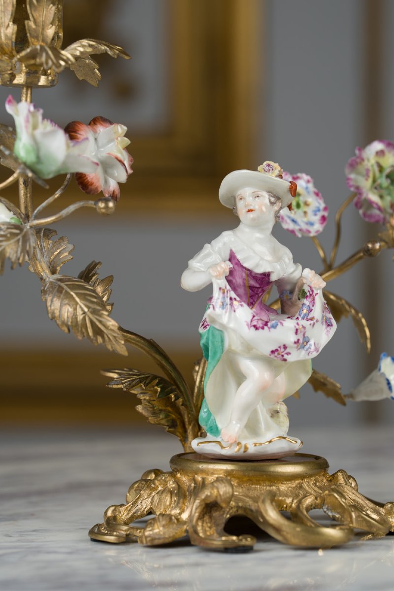 Louis XV-style Meissen Porcelain Candleholder-photo-3