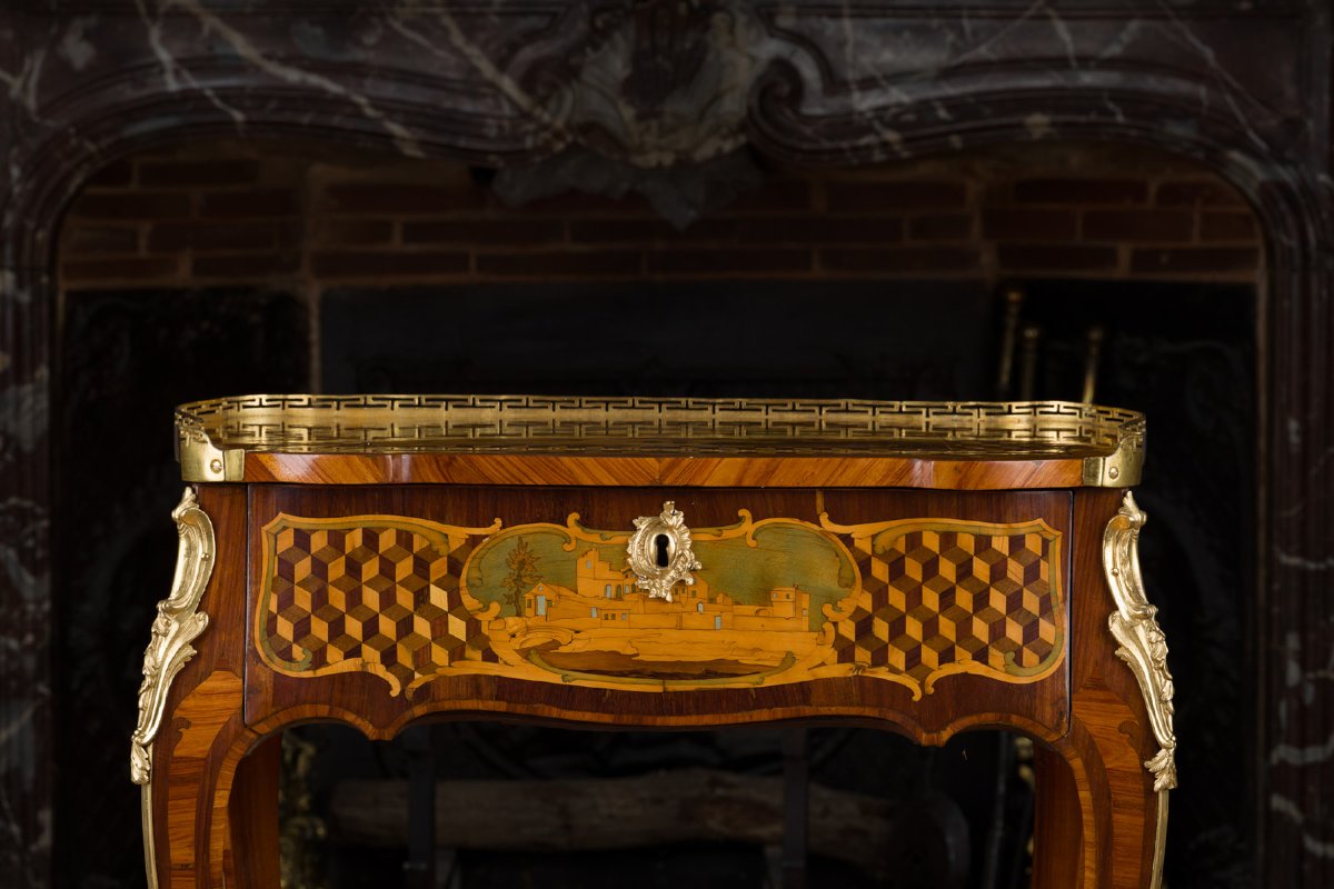 Table à écrire dite « à la Pompadour » estampillée Léonard Boudin-photo-1