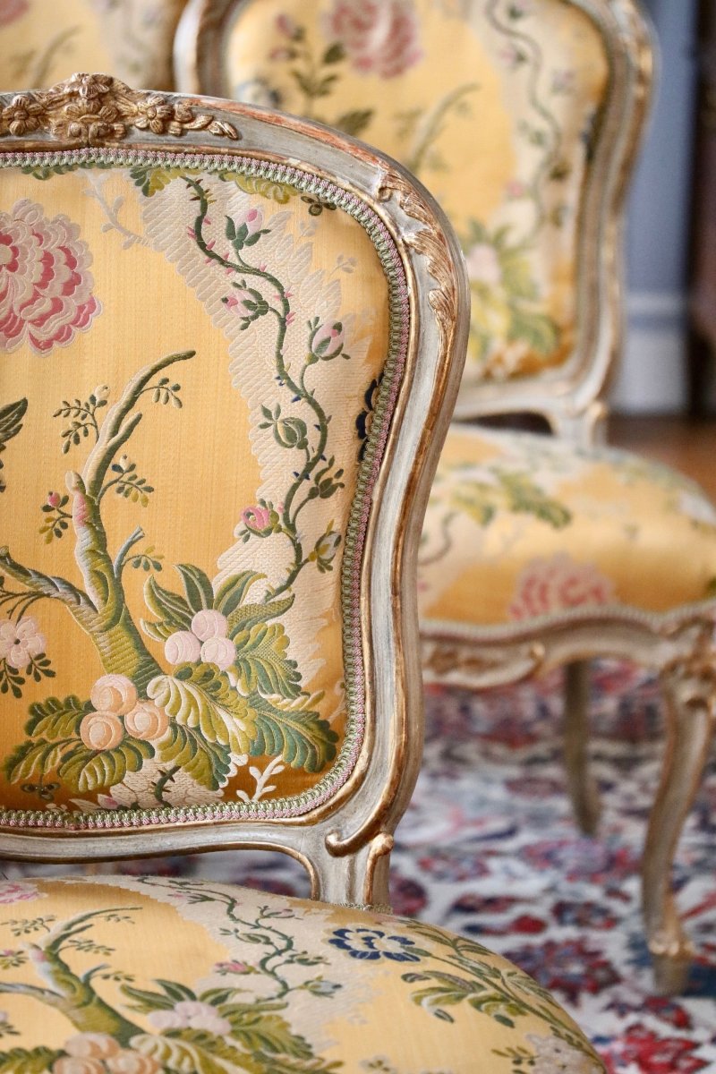 Suite de quatre chaises laquées gris rechampies estampillée Burgat-photo-4