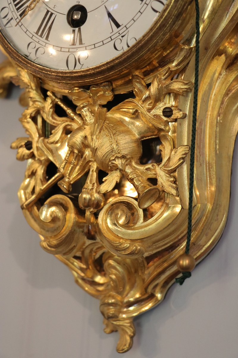 Cartel d’époque Louis XV en bronze doré, signé Saint Germain.-photo-2