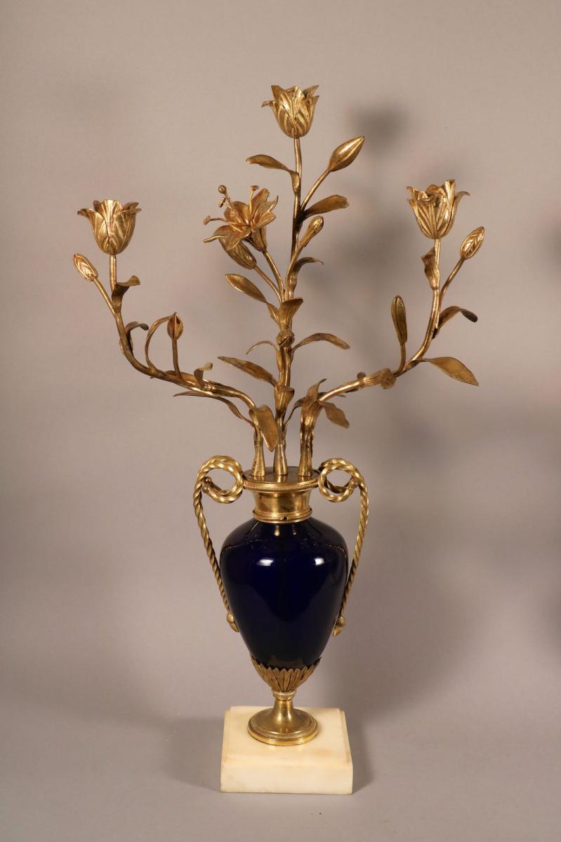 Paire De Candélabres, Verre Bleu, Bronze Doré, Marbre De Carrare, époque Louis XVI.-photo-2