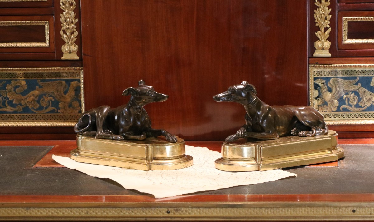 Paire De Plaques à Papier Représentant Deux Lévriers-photo-3