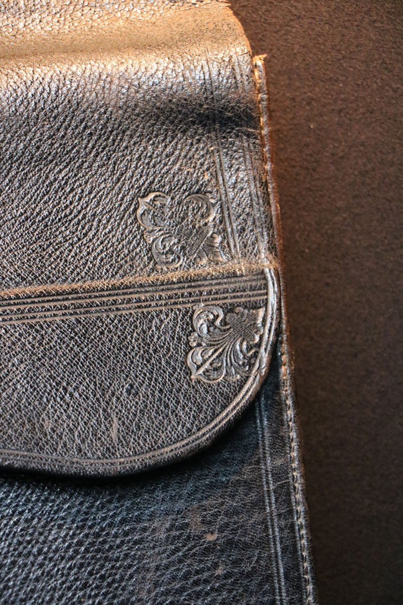 Bellows Wallet By Louis Pierre Parat De Chalandray-photo-2