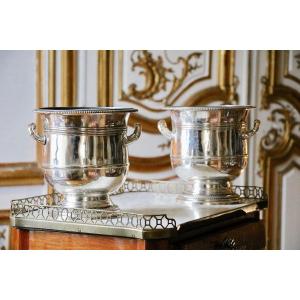 Pair Of Bucket-shaped Coolers In Silver Metal