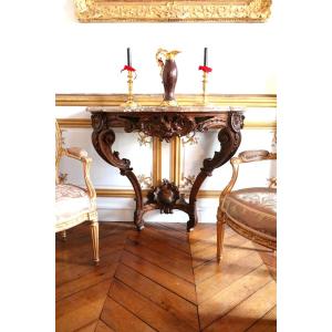 Console en bois sculpté d'époque Régence
