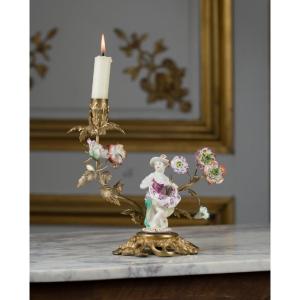 Bougeoir en porcelaine de Meissen Louis XV