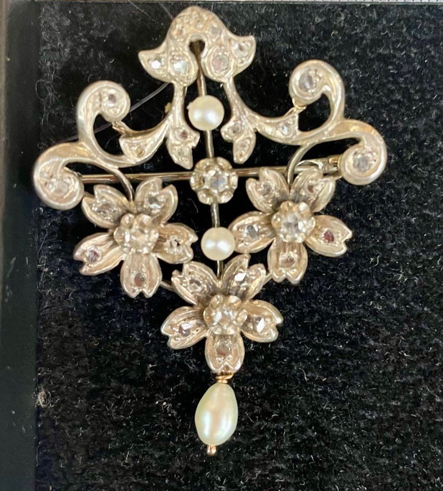 Broche Argent Et Or , Diamants Taille Rose , XIX Eme Siècle.