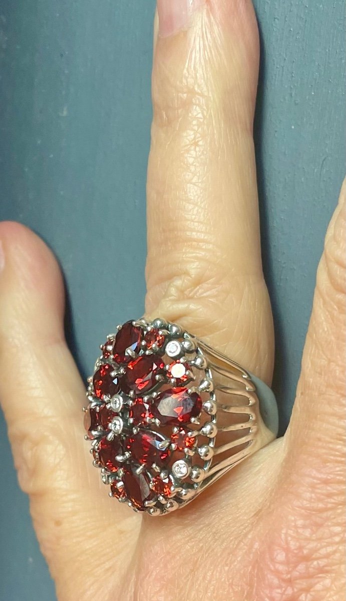 Silver Ring Set With Garnets And Zirconium-photo-3