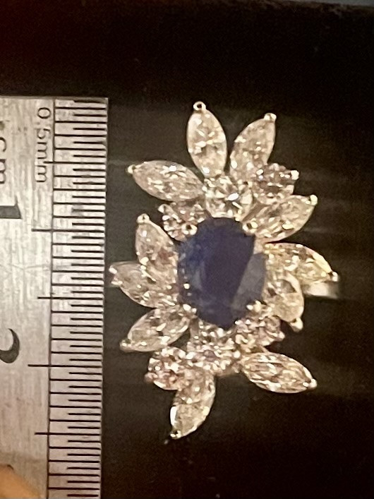 White Gold Sapphire And Diamond Ring -photo-1
