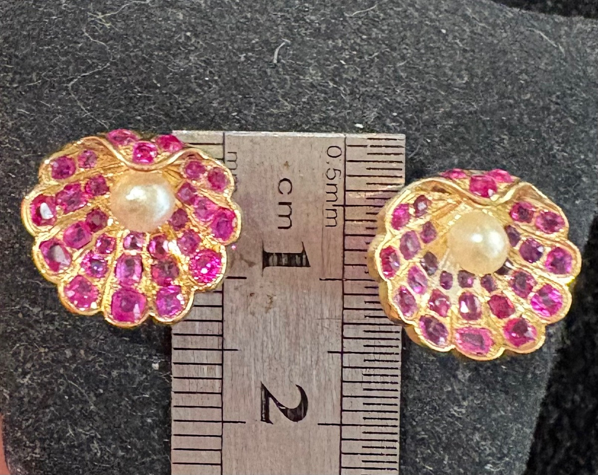 Rubis And Gold Earrings-photo-6