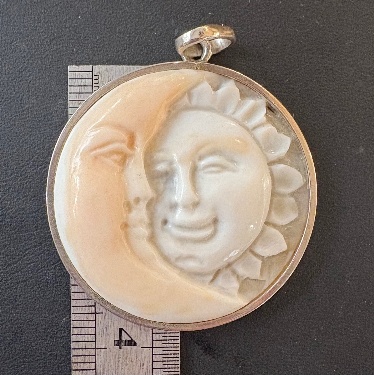 Pendentif camée coquillage lune soleil -photo-2
