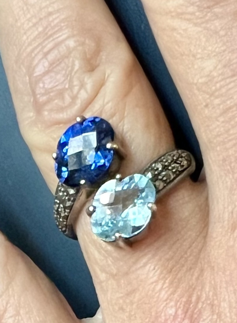 Bague argent toi et moi topaze bleue ,saphir de synthèse et marcassites 