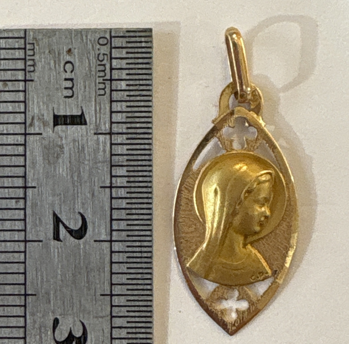 Médaille vierge or 18cts-photo-2
