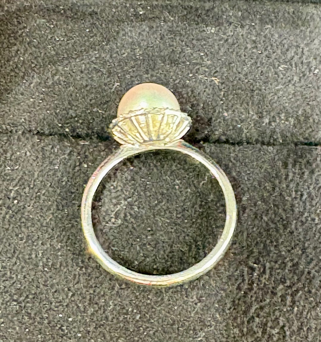 White Gold Ring With Cultured Pearl And Diamonds -photo-4