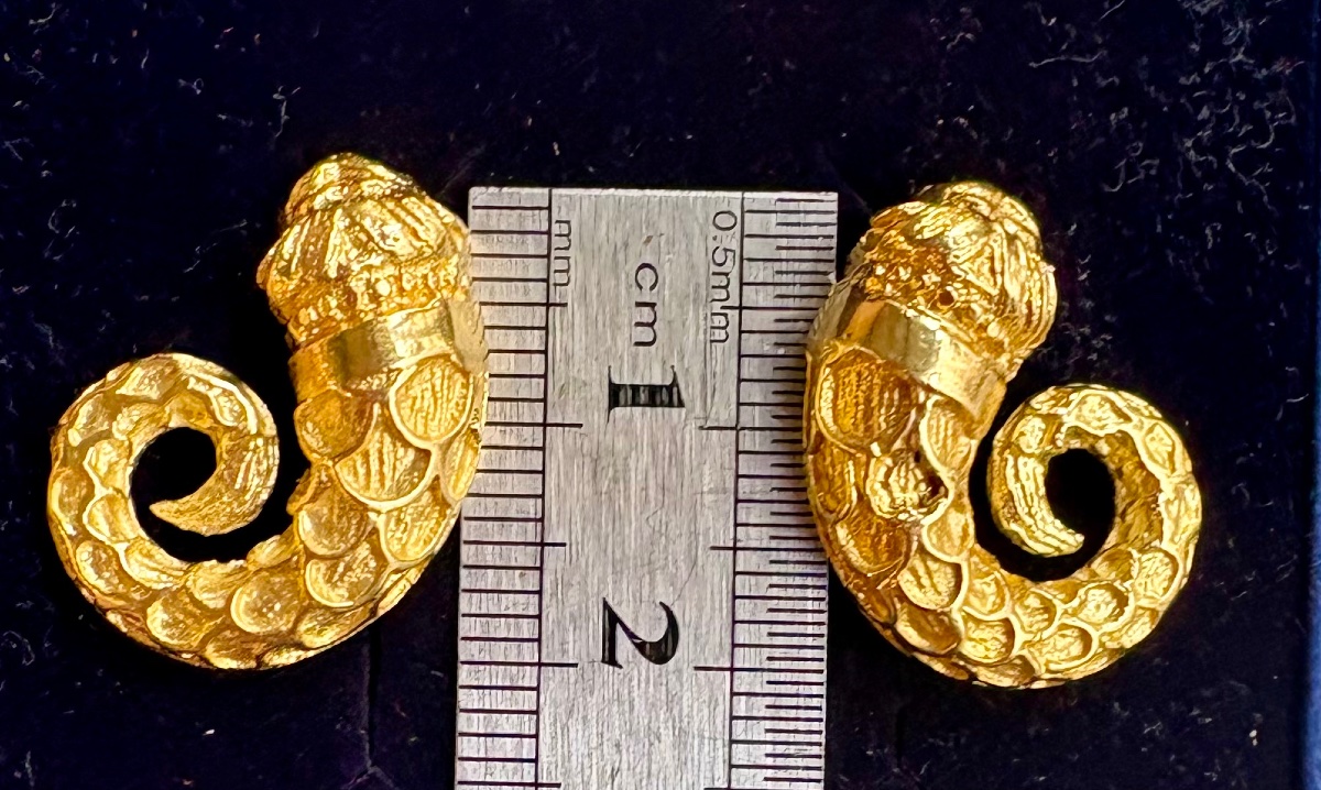 Ram-motif Cufflinks-photo-3