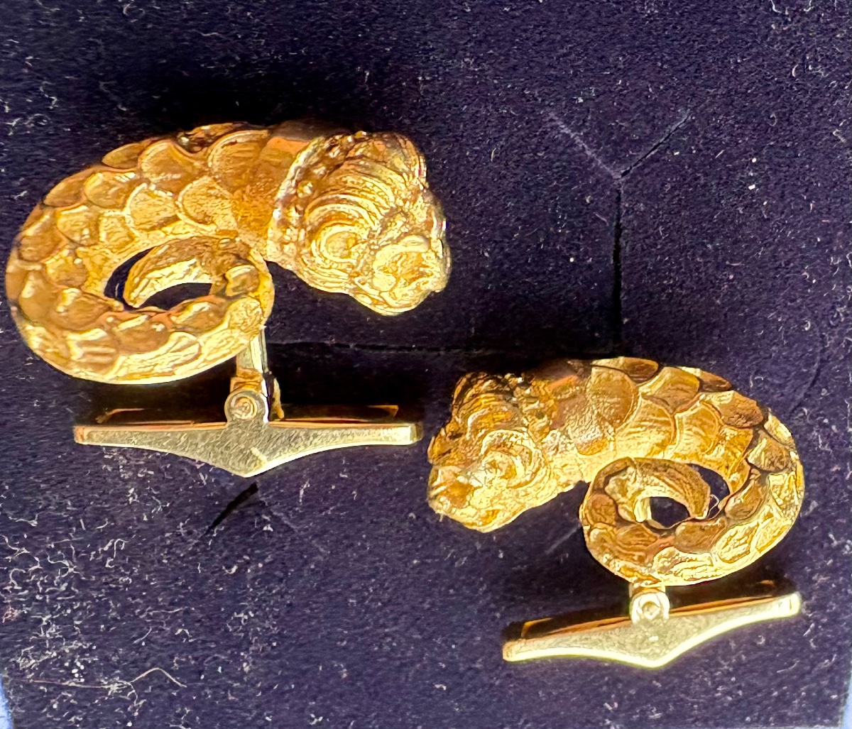 Ram-motif Cufflinks-photo-4