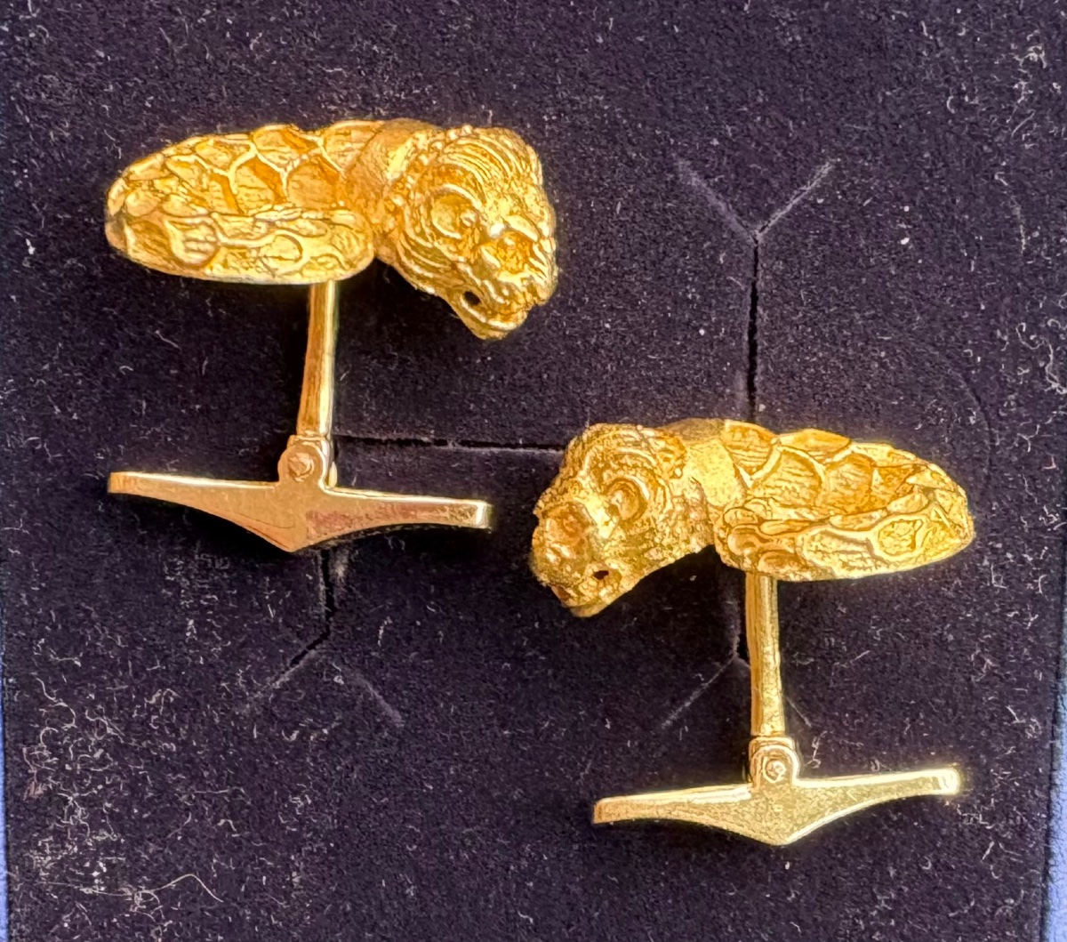 Ram-motif Cufflinks-photo-3