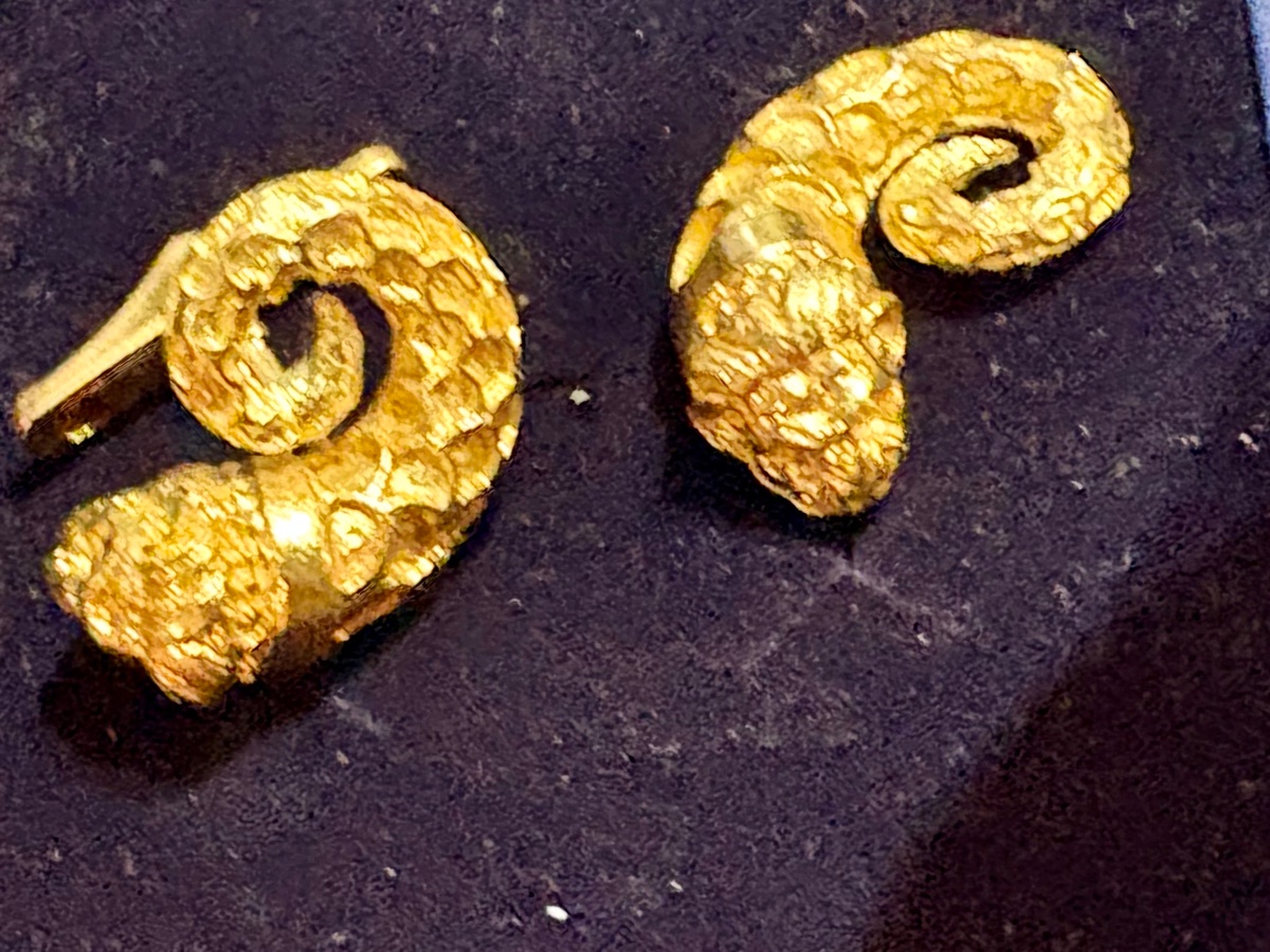 Ram-motif Cufflinks-photo-7