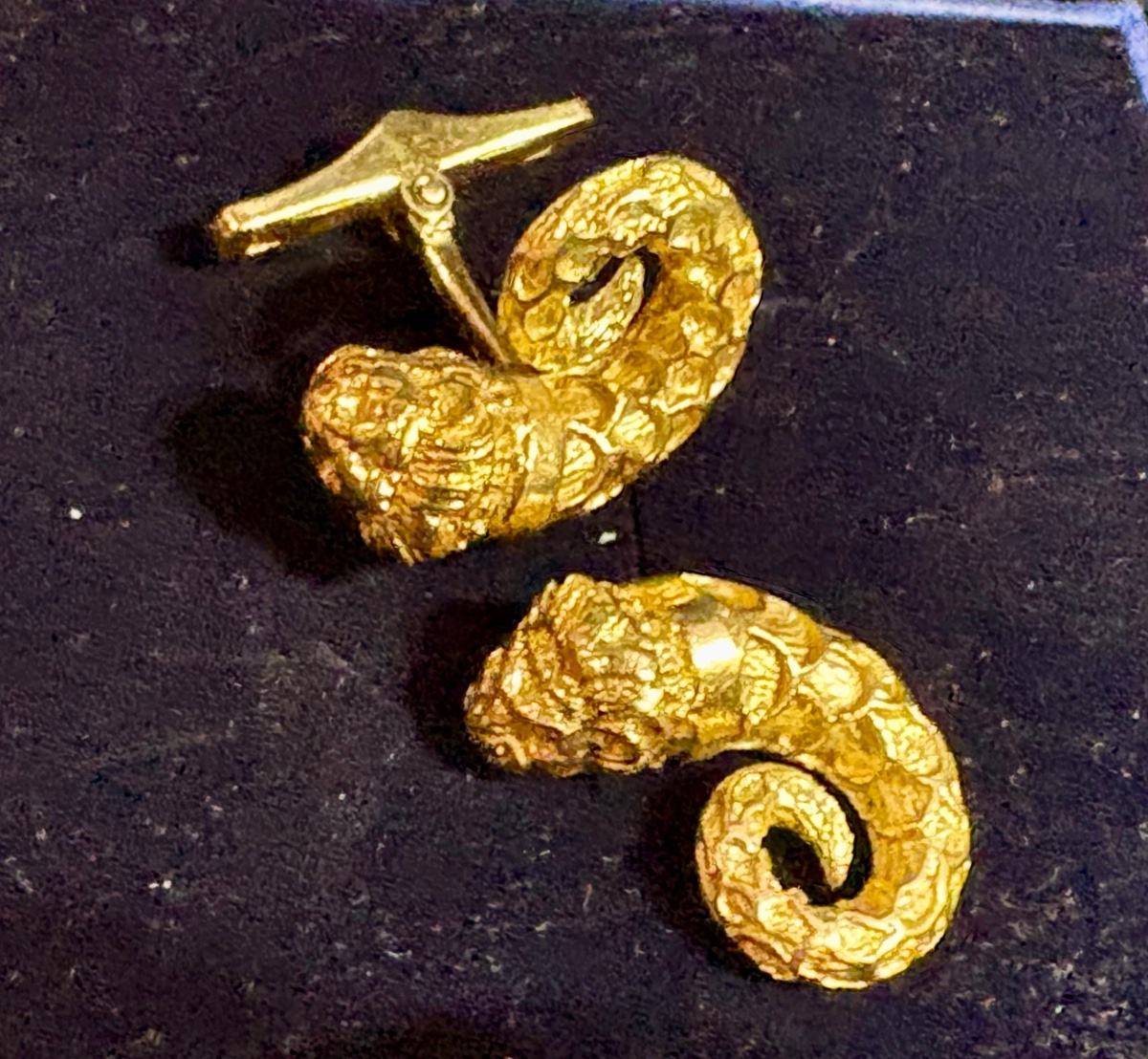 Ram-motif Cufflinks