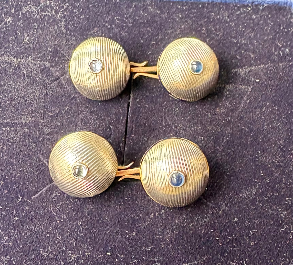 White Gold And Yellow Gold Cufflinks With Sapphires And Enamel -photo-3
