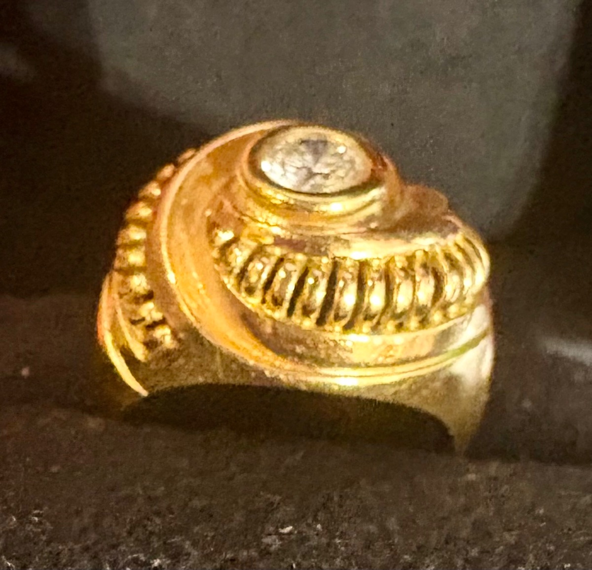 Antic Gold Diamond Ring-photo-1