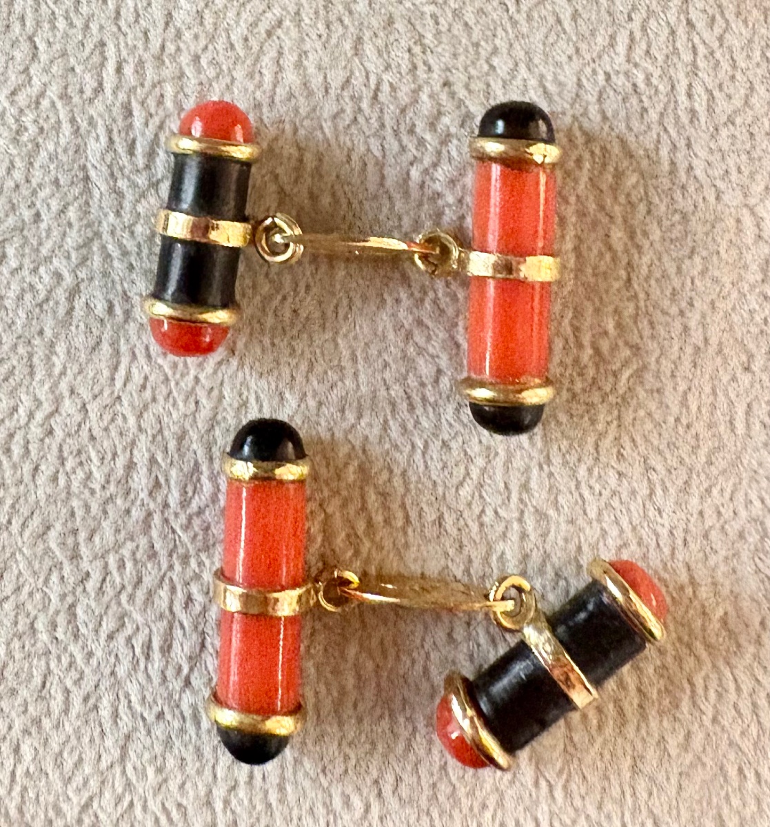 Boutons de manchette or18 cts corail et onyx-photo-2