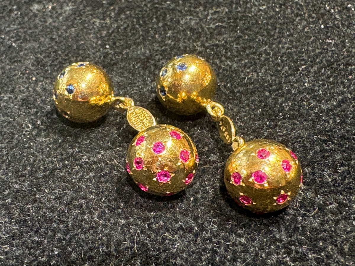 Boutons de manchettes ‘CHAUMET.’ Or 18cts-photo-3
