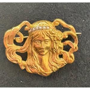 Broche “art nouveau “ or