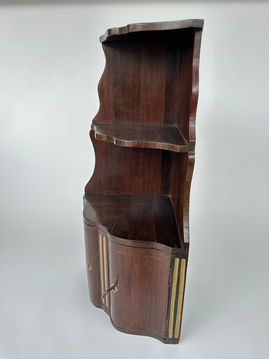 18th-century Corner Hanging Shelf-photo-2