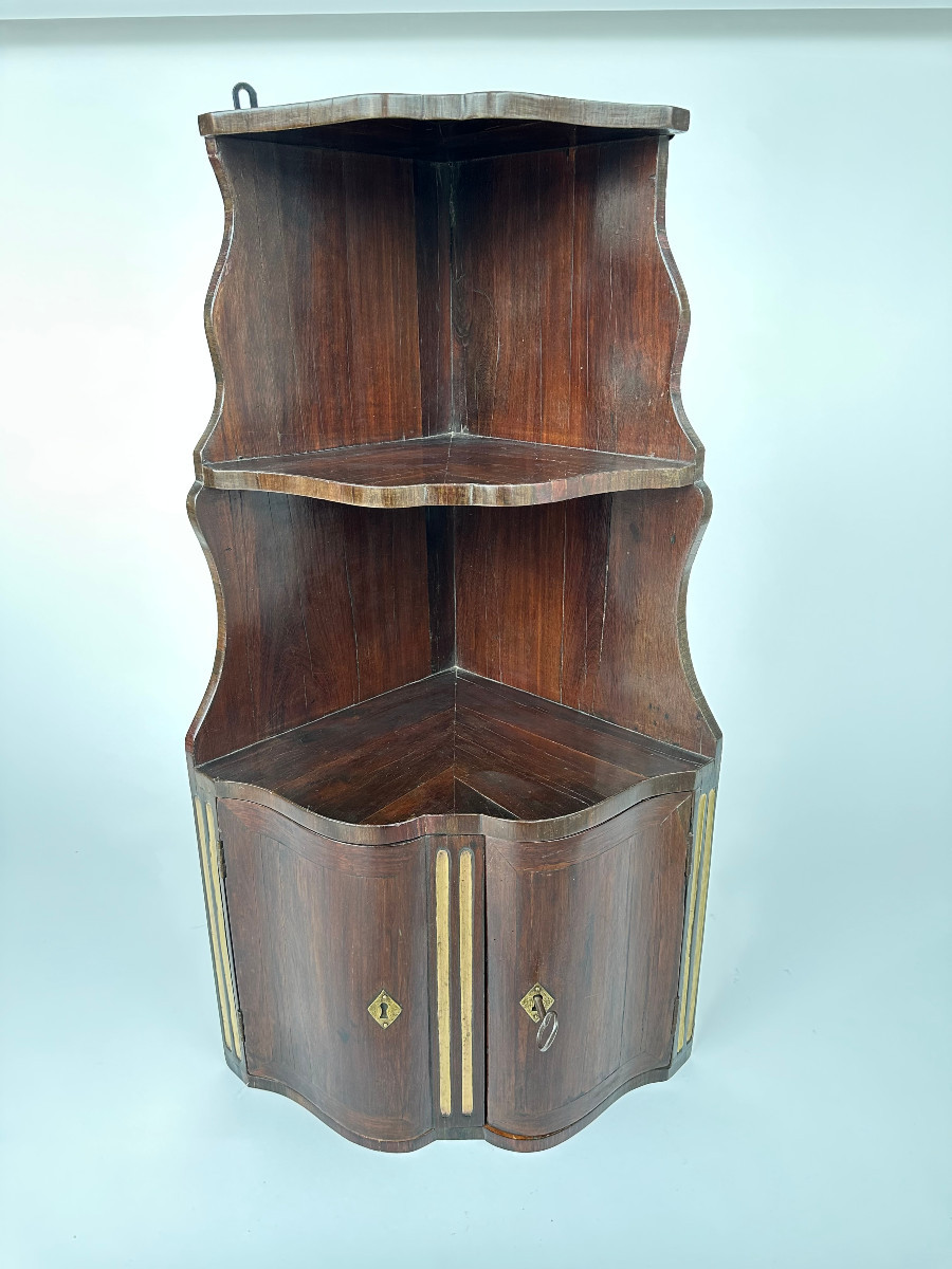 18th-century Corner Hanging Shelf-photo-1