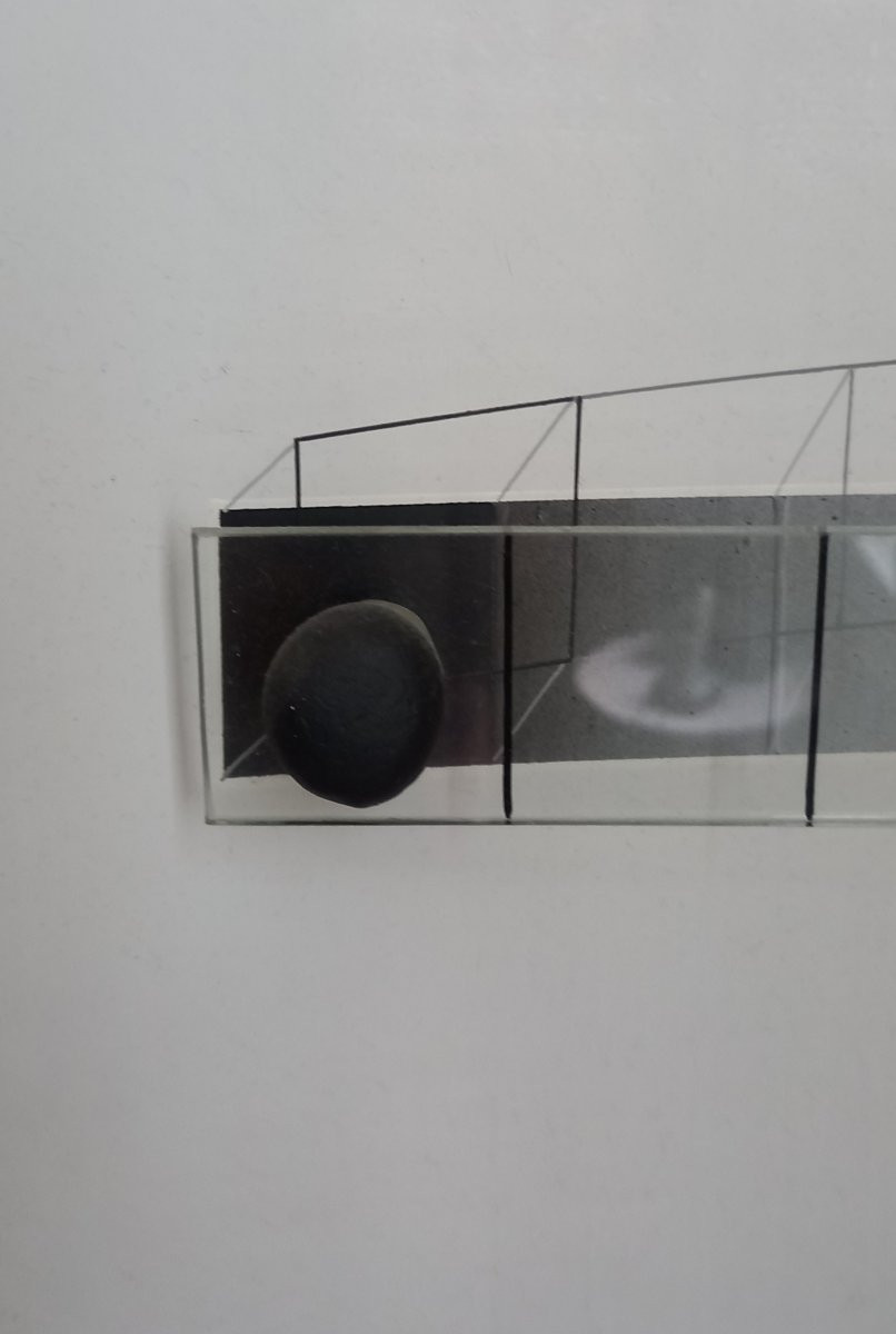 Haruhiko Sunagawa. 2001. Paire de sculpture-volume. Projection Sur Le Concave A, et C-1. -photo-1