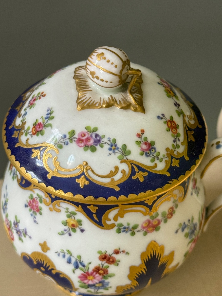 19th Century French Sevres Style Cream Cup And Lid-photo-5