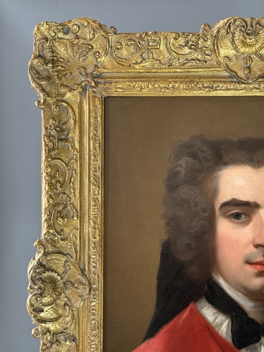 Atelier de  Jean-Baptiste van Loo (1684-1745) - Portrait d'un Homme en habit rouge -photo-1