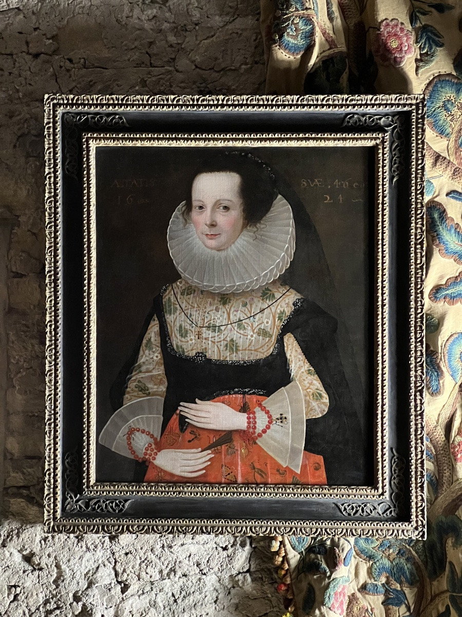 17th Century English School - Portrait Of A Lady Dated 1624.-photo-4