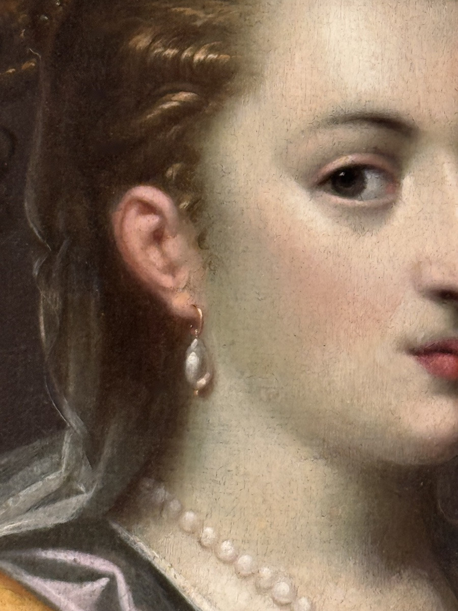 16th Century Italian Renassance School - Portrait Of A Noblewoman-photo-3