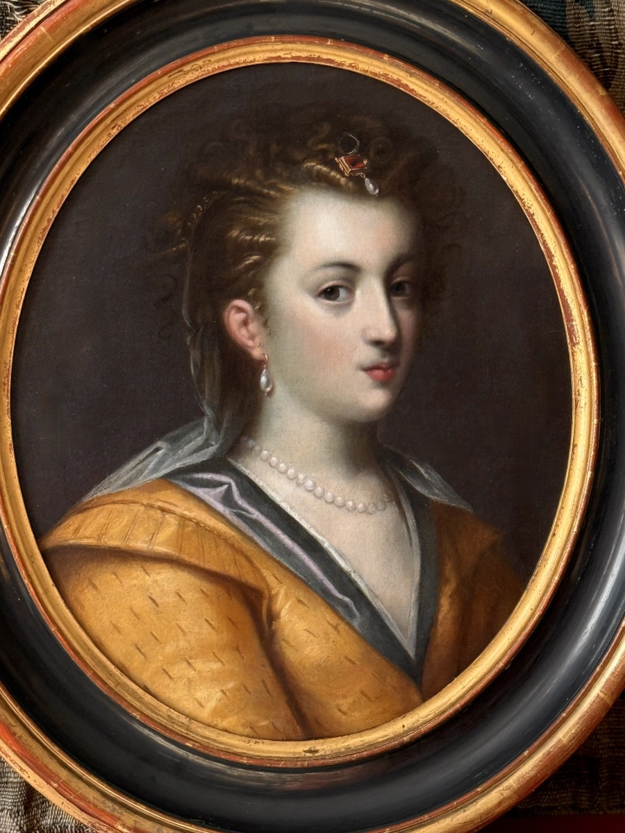 16th Century Italian Renassance School - Portrait Of A Noblewoman-photo-1