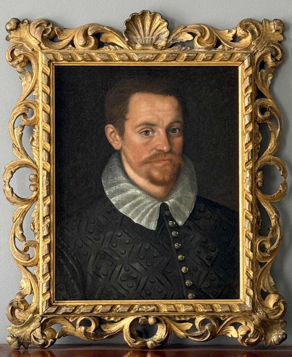 English School C. 1625 - Portrait Of A Gentleman In A Dark Embroidered Doublet And White Ruff.-photo-5