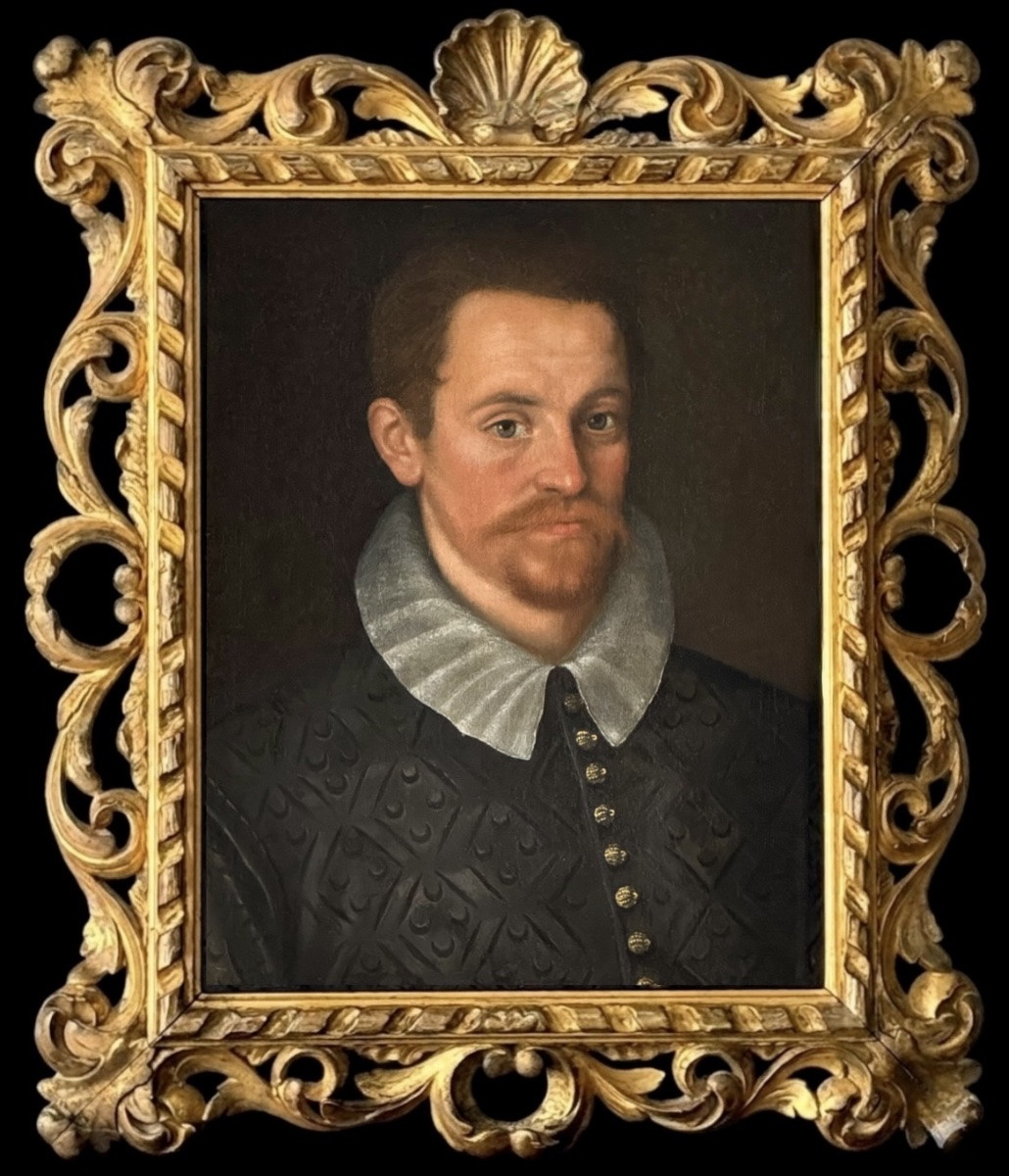 English School C. 1625 - Portrait Of A Gentleman In A Dark Embroidered Doublet And White Ruff.-photo-8