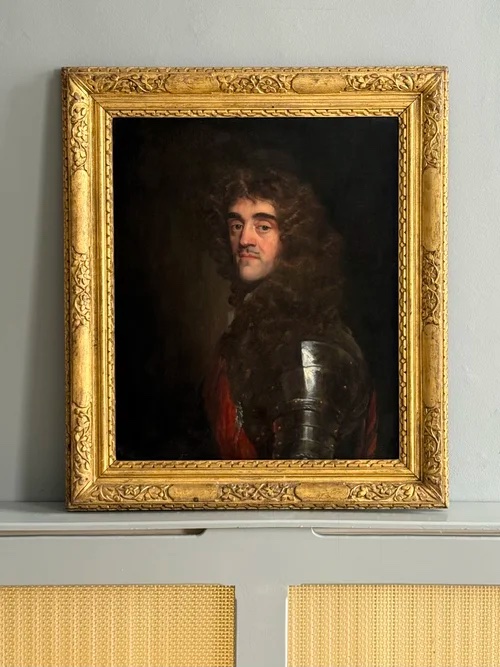JOHN GREENHILL (vers 1644-1676) – PORTRAIT À MI-CORPS D'UN CAVALIER EN ARMURE AVEC UNE ÉCHARPE -photo-4