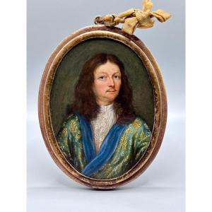 Portrait Continental De La Fin Du XVIIe Siècle Miniature d'Un Noble Homme V. 1680