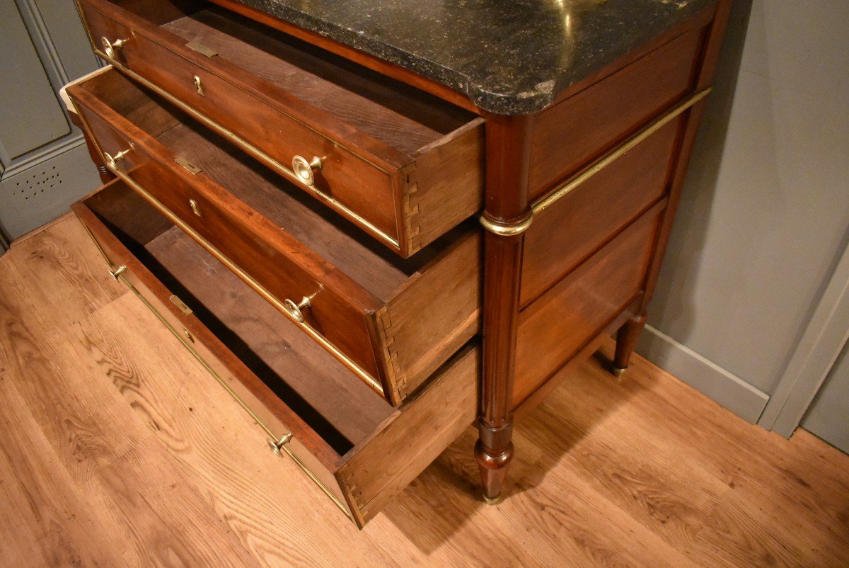 Commode de style  Louis  XVI En Acajou-photo-3