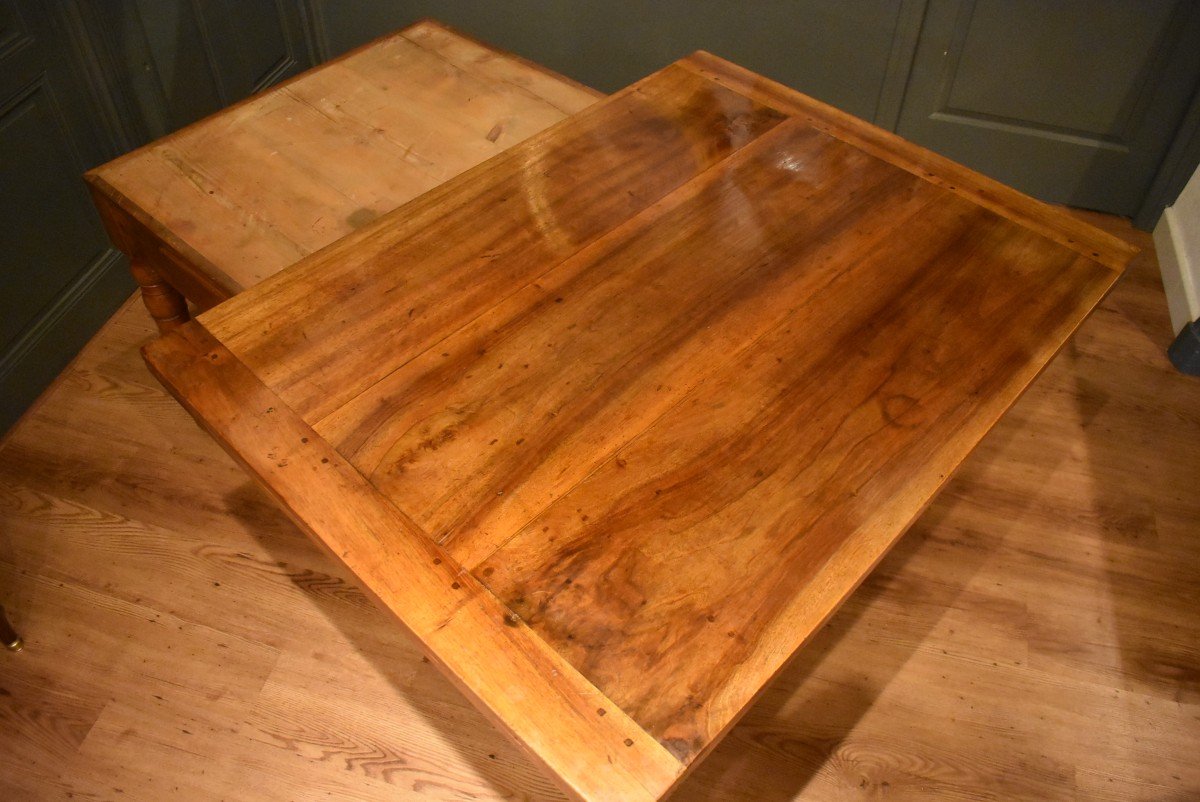 Large Walnut Portfolio Table-photo-3