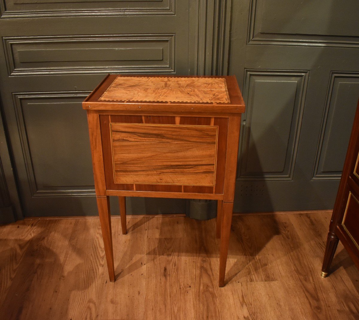 Louis XVI Bedside Table In Marquetry-photo-6