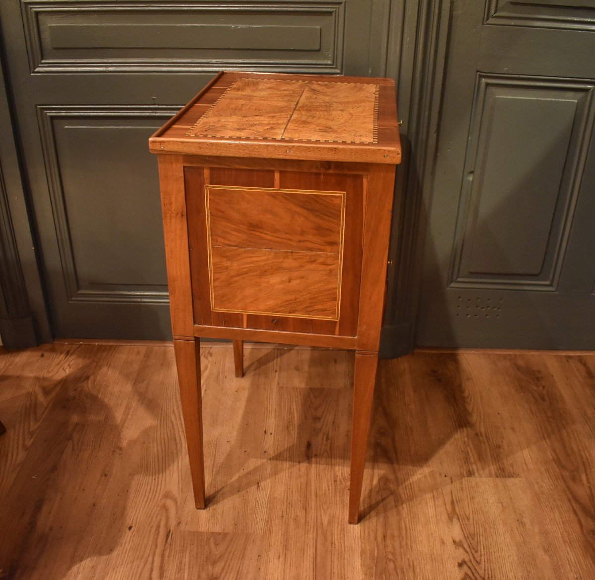 Louis XVI Bedside Table In Marquetry-photo-7