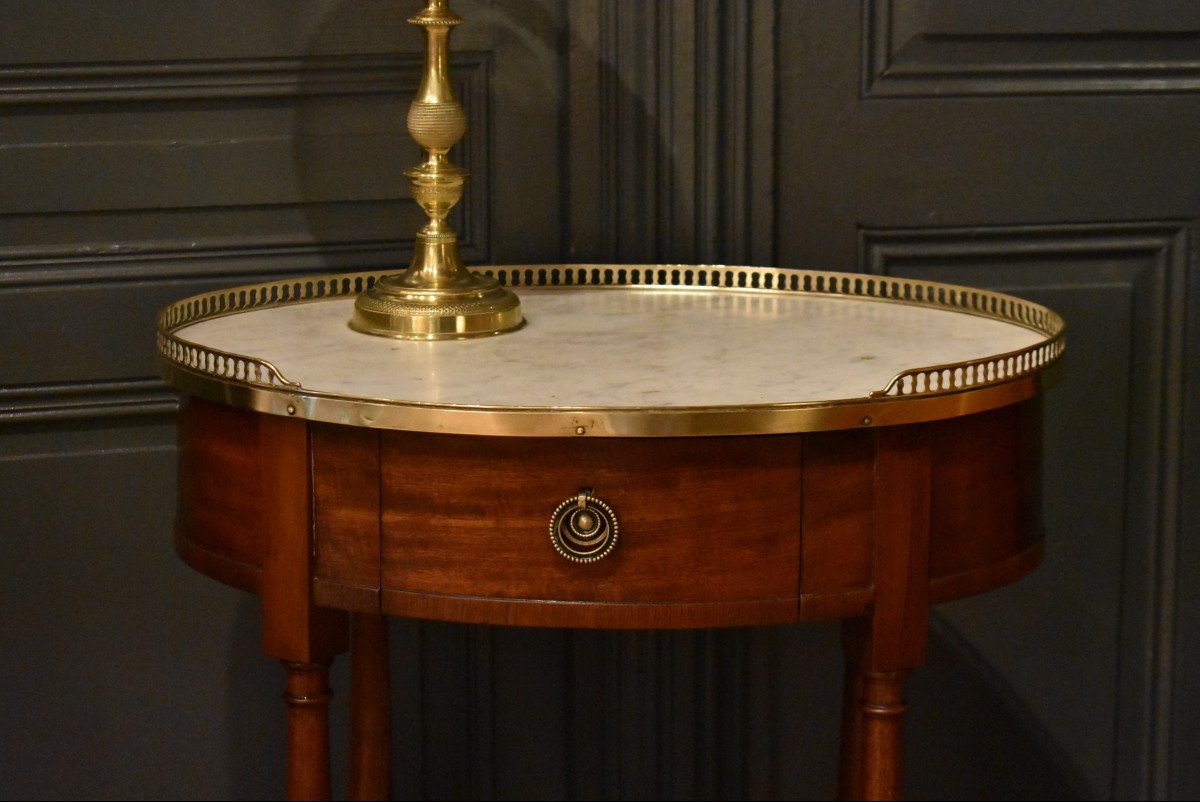 Oval Mahogany Side Table-photo-3