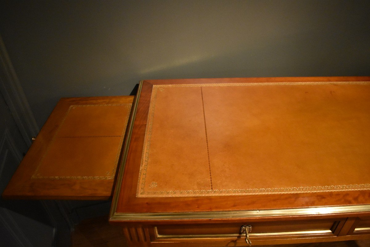 Small Louis XVI Style Desk-photo-5